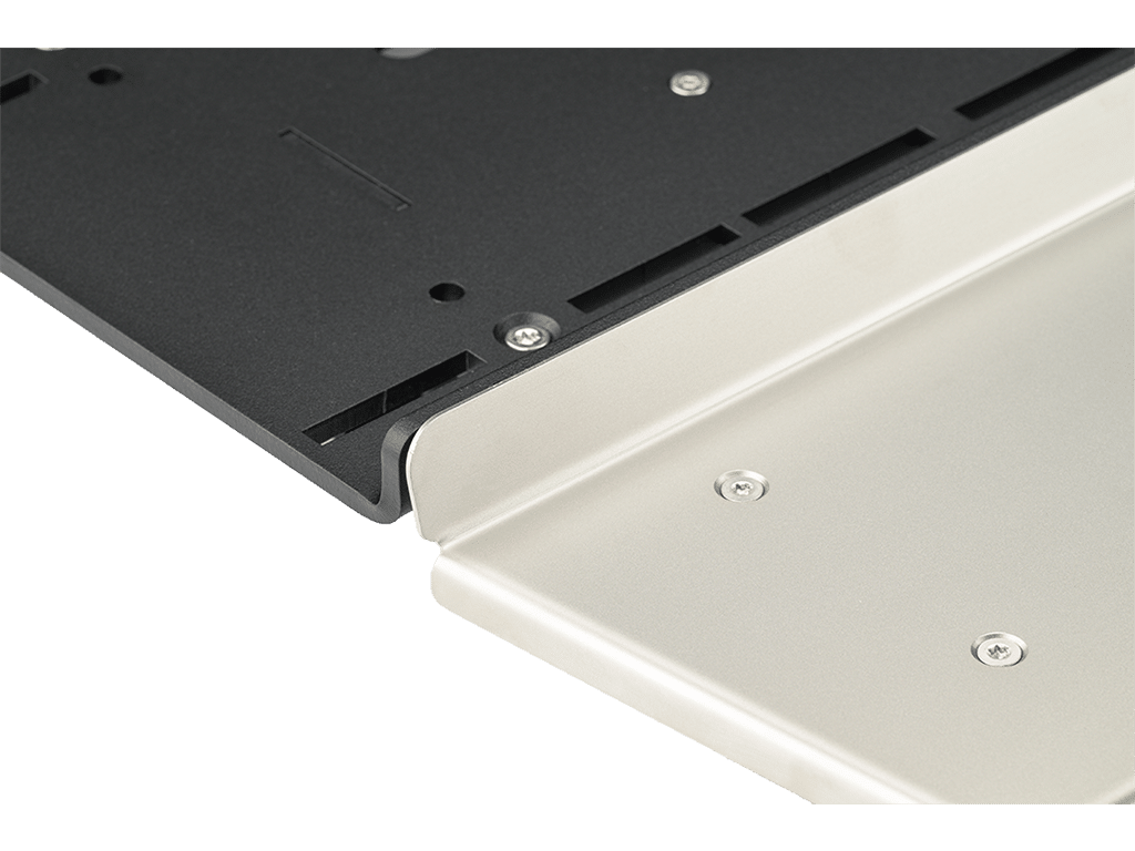 Ultimate+ Baseplate Black HE-SPUBP20