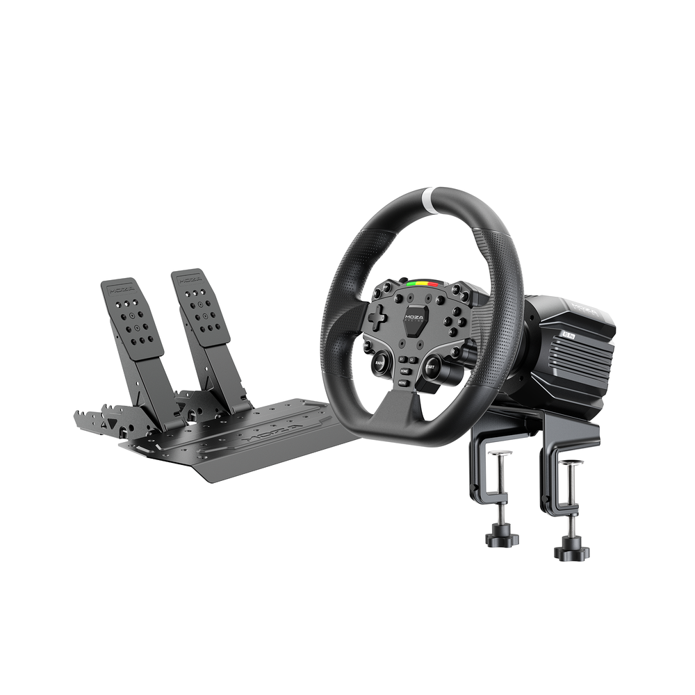 MOZA R5 Pro Racing Simulator Bundle RS105 全体像 - ステアリングホイール、ホイールベース、ペダル、デスククランプを組み立てた状態